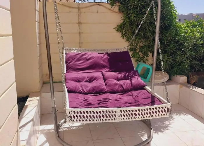 العين السخنة *